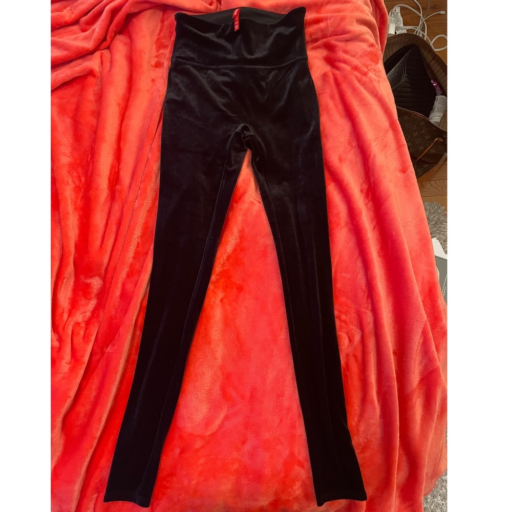 SPANX Velvet Leggings, size small
